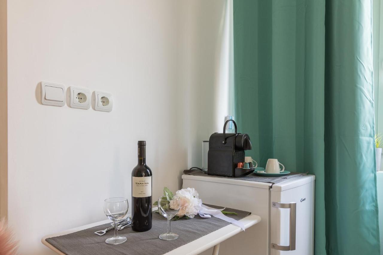 Aphrodite Apartment Atene Esterno foto